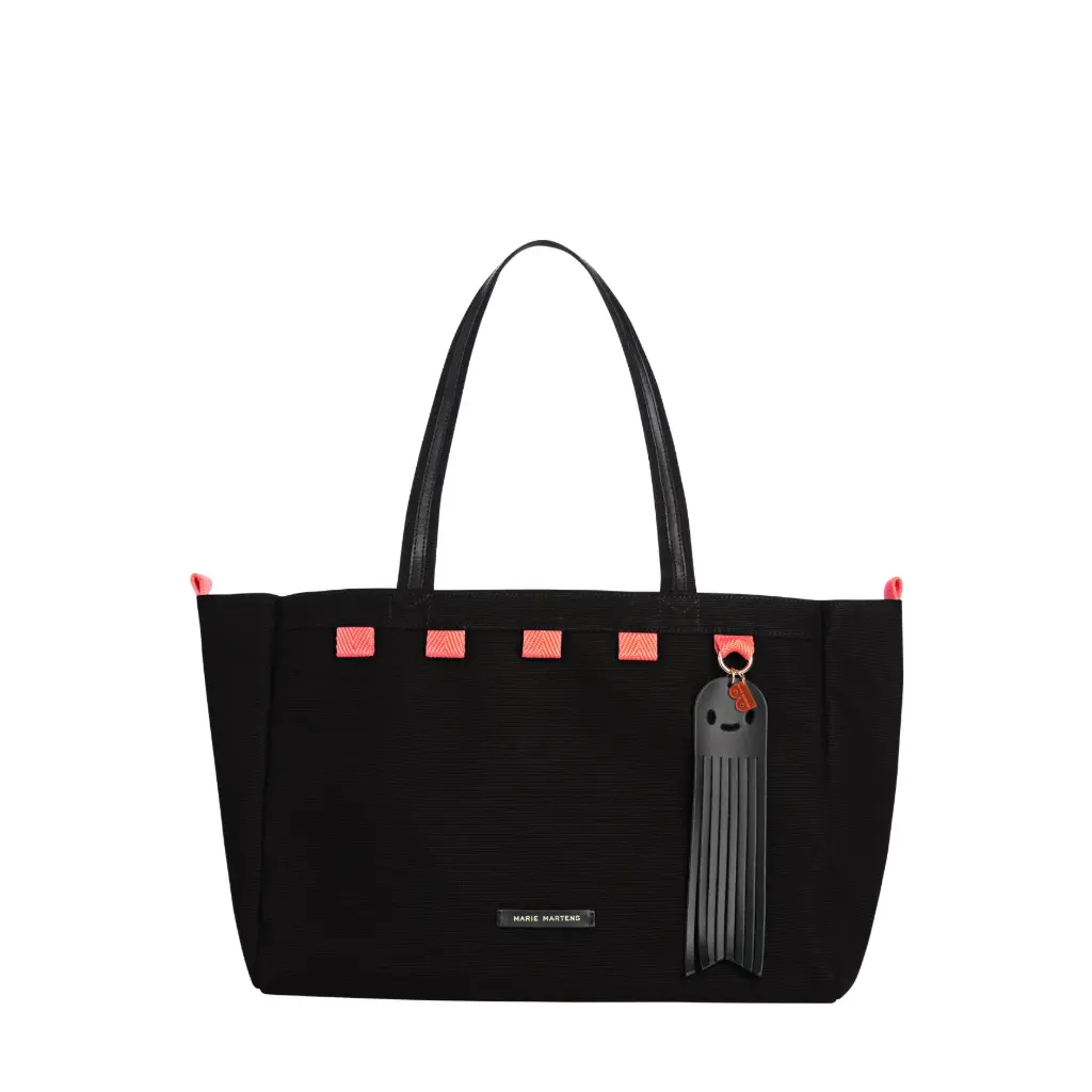 Marie_Martens_Charms_Shopper_Black_1_1e3d46d2-9b3b-4a29-b856-e1658a4c54f3.webp