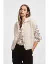 please-gilet-court-ecru-en-laine-vierge-et-mohair.webp