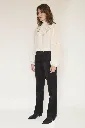27W-POGO-BLACK-02.webp