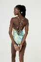 maio-hip-hop-polen-model-back-04_1296x.webp