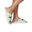 cacatoes_sandals_portees_jessy_glitter_cloud.webp
