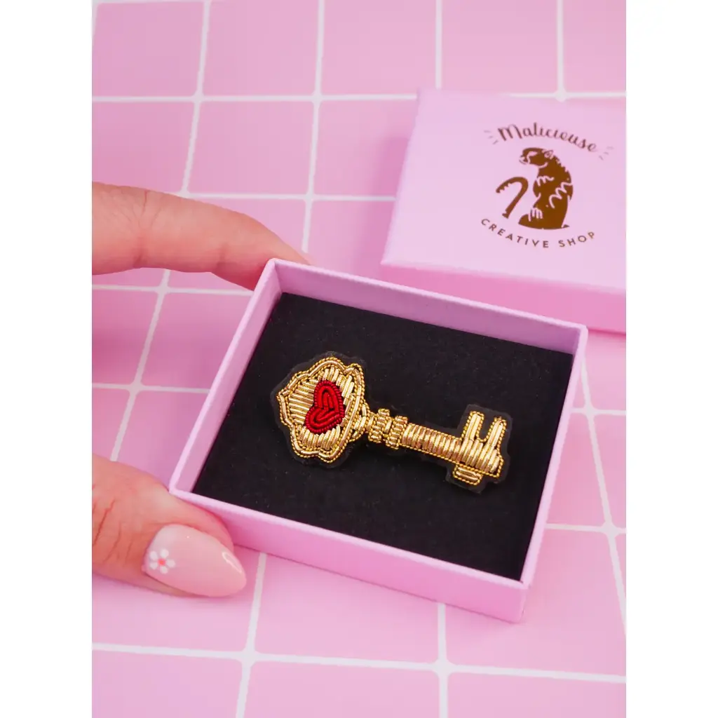 Broche Clé du Coeur - Malicieuse