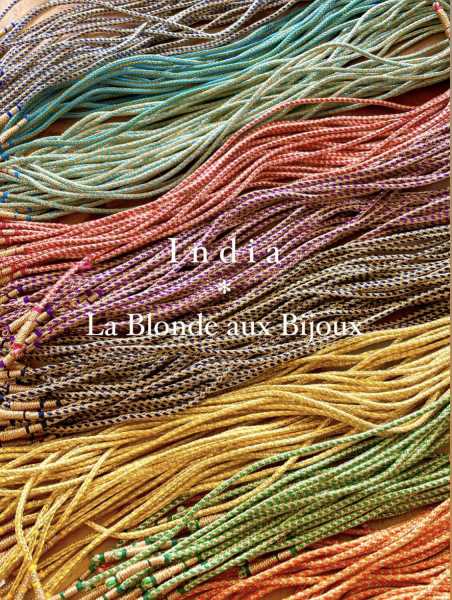 Cordon India double tour - La blonde aux bijoux (Mauve)